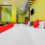 Oyo 411 Florida 2*