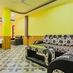 Отель Oyo 411 Florida 2*