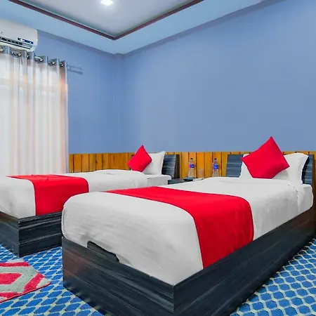 Hotel Oyo 411 Florida 2*