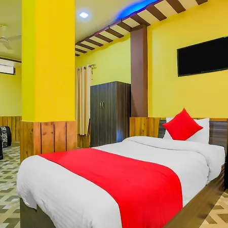 מלון Oyo 411 Florida